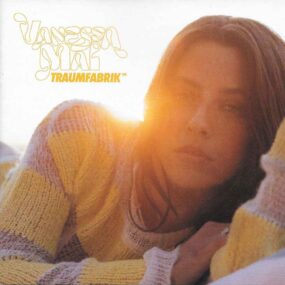 Traumfabrik Vanessa Mai Front-Cover 1 CD Album