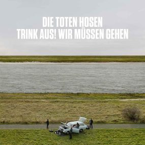 Die Toten Hosen - Trink Aus! Wir Müssen Gehen (2 CD) (2026) CD Album Frontcover